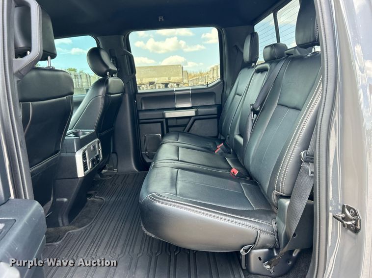 image for item DO7541 2020 Ford F150 Lariat SuperCrew pickup truck