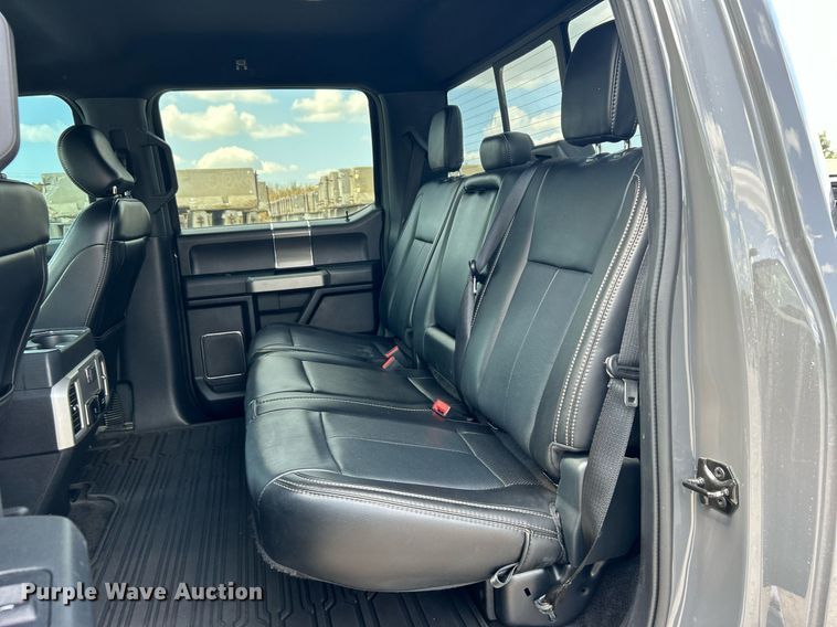 image for item DO7541 2020 Ford F150 Lariat SuperCrew pickup truck