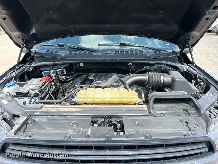 image for item DO7541 2020 Ford F150 Lariat SuperCrew pickup truck