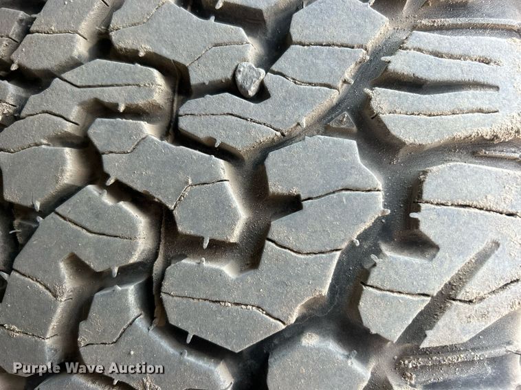 image for item DO7541 2020 Ford F150 Lariat SuperCrew pickup truck