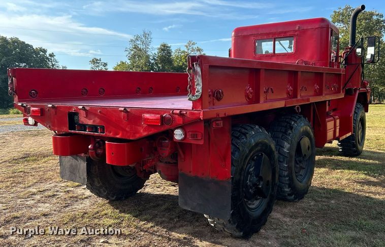 image for item DO7546 1999 AM General flatbed truck