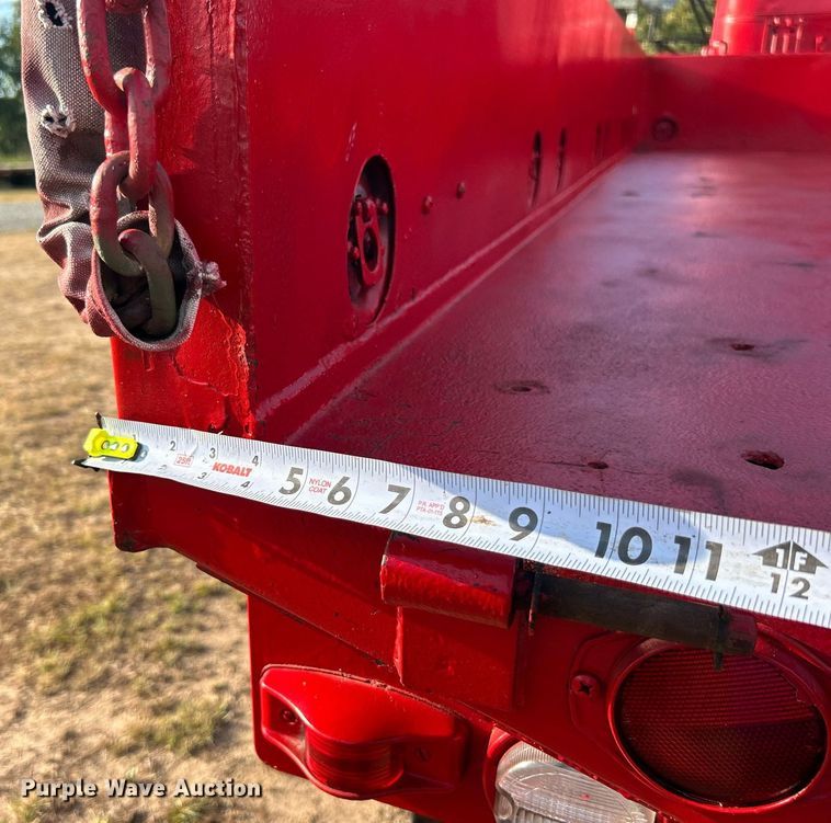 image for item DO7546 1999 AM General flatbed truck