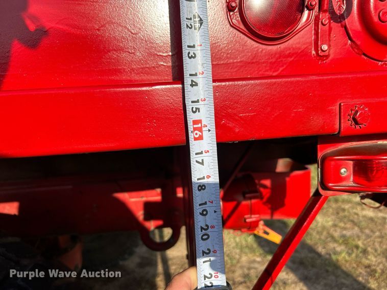 image for item DO7546 1999 AM General flatbed truck