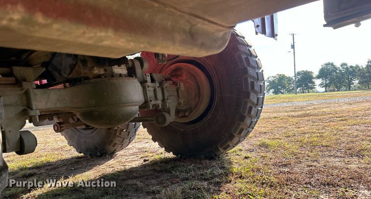 image for item DO7546 1999 AM General flatbed truck