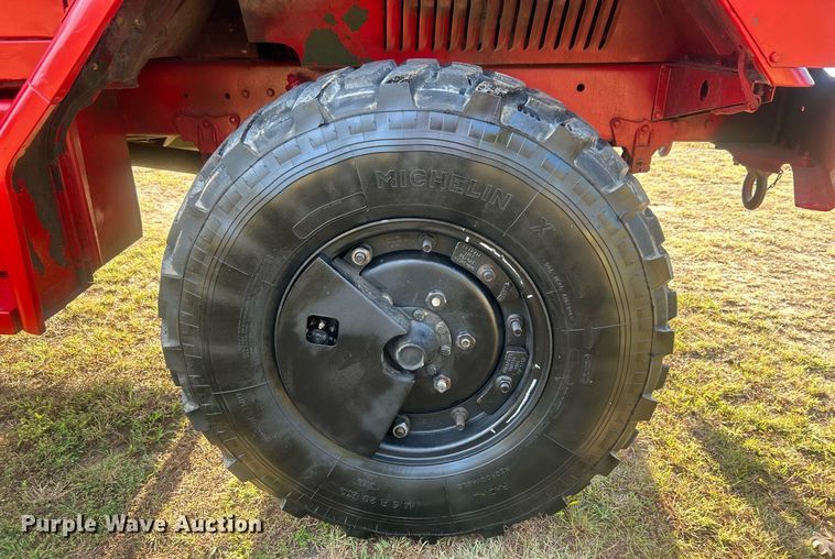 image for item DO7546 1999 AM General flatbed truck