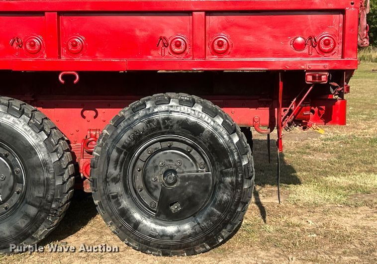 image for item DO7546 1999 AM General flatbed truck