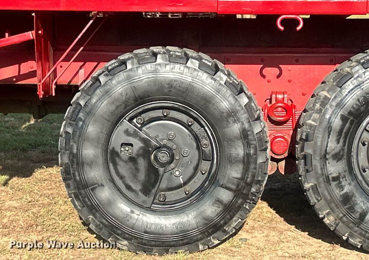 image for item DO7546 1999 AM General flatbed truck