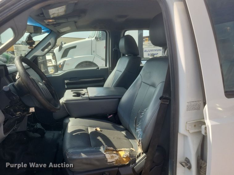 image for item DQ3668 2012 Ford F450 Super Duty XL  utility / service truck