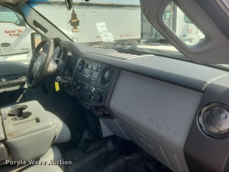 image for item DQ3668 2012 Ford F450 Super Duty XL  utility / service truck