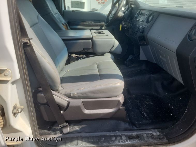 image for item DQ3668 2012 Ford F450 Super Duty XL  utility / service truck