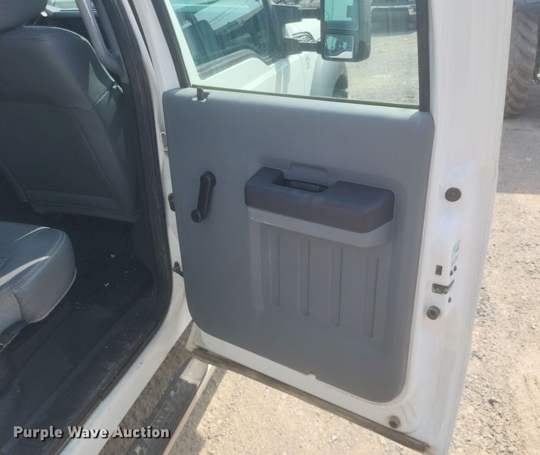 image for item DQ3668 2012 Ford F450 Super Duty XL  utility / service truck