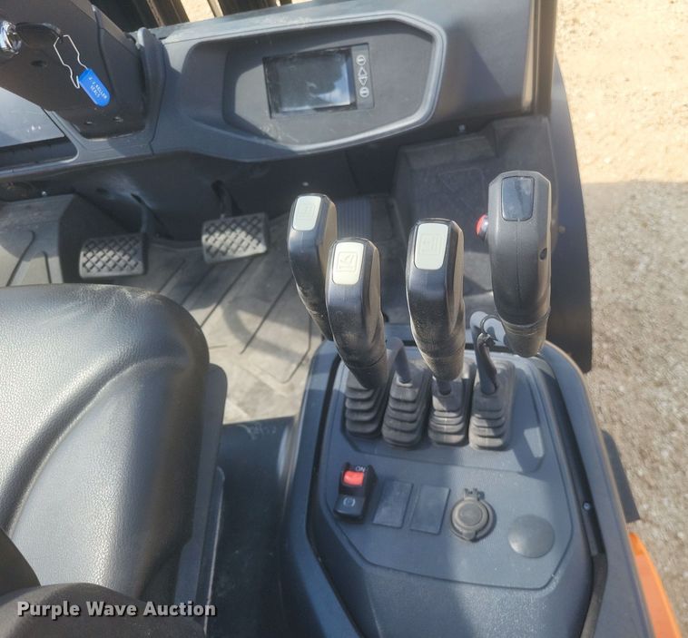 image for item DQ3672 Doosan  D25S-9 forklift