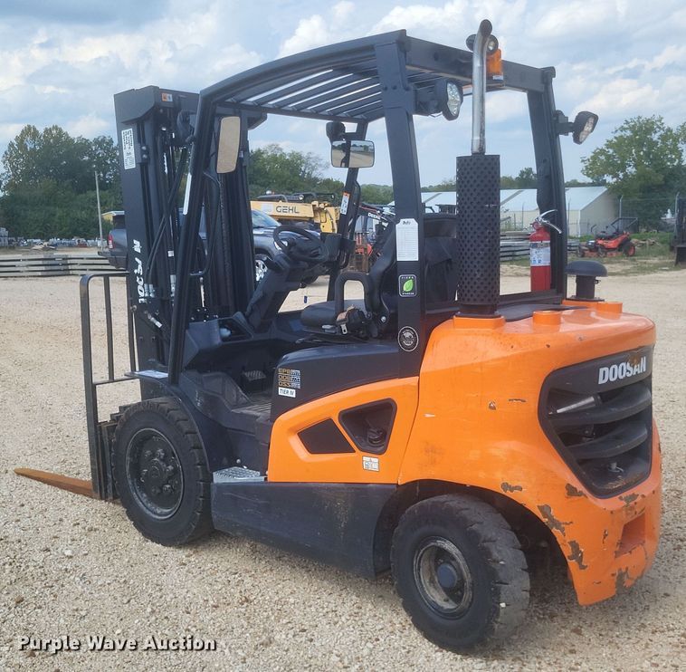 image for item DQ3673 Doosan  D25S-9 forklift