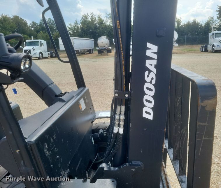 image for item DQ3673 Doosan  D25S-9 forklift
