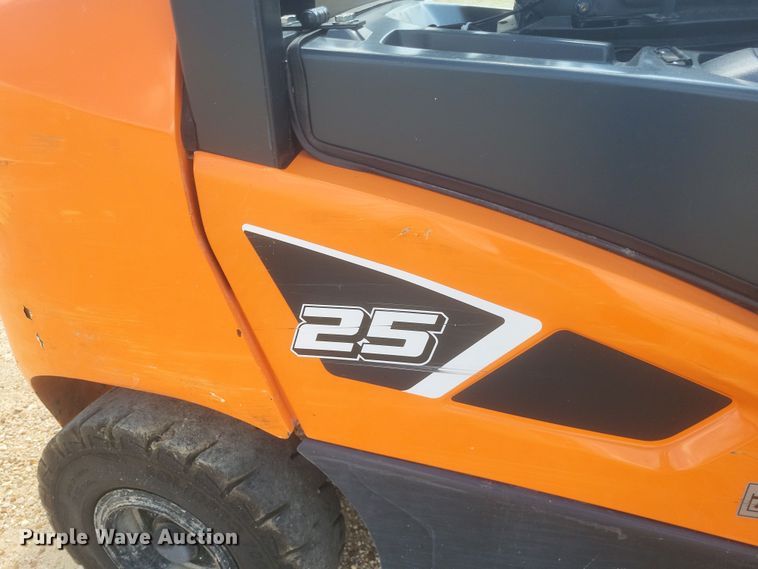 image for item DQ3673 Doosan  D25S-9 forklift