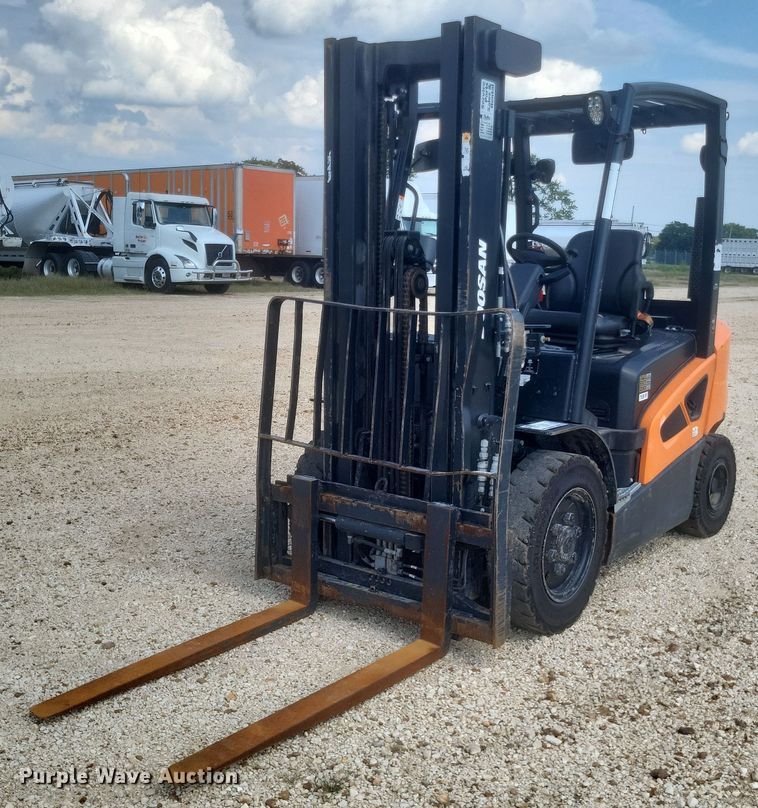 image for item DQ3674 Doosan  D25S-9 forklift