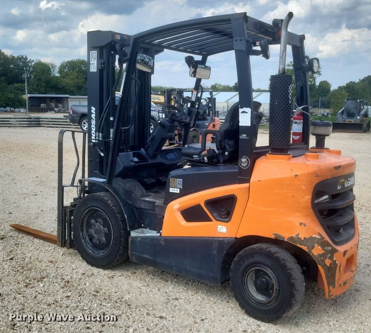 image for item DQ3674 Doosan  D25S-9 forklift