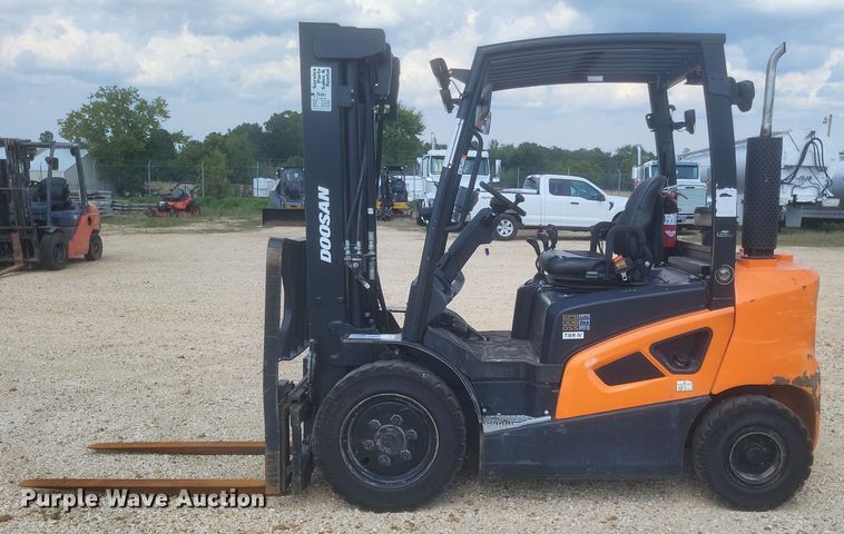 image for item DQ3674 Doosan  D25S-9 forklift
