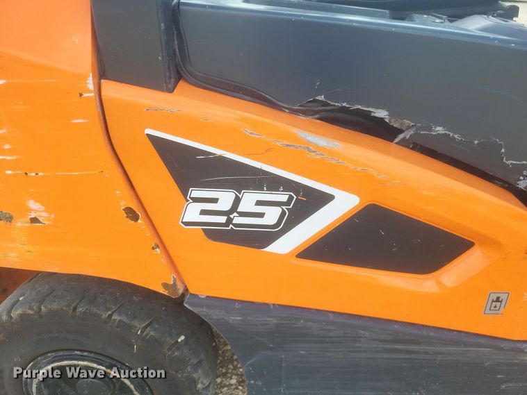 image for item DQ3674 Doosan  D25S-9 forklift