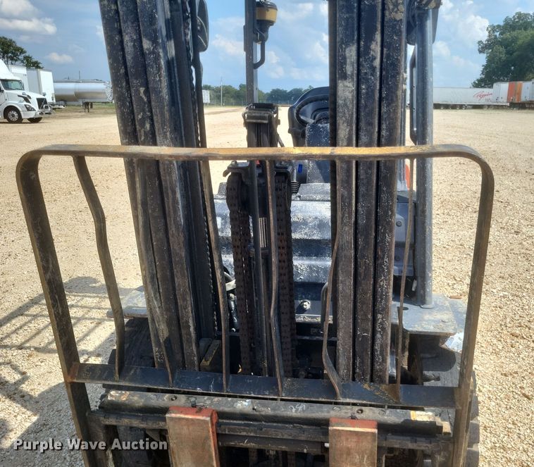 image for item DQ3676 Toyota  8FDU25 forklift