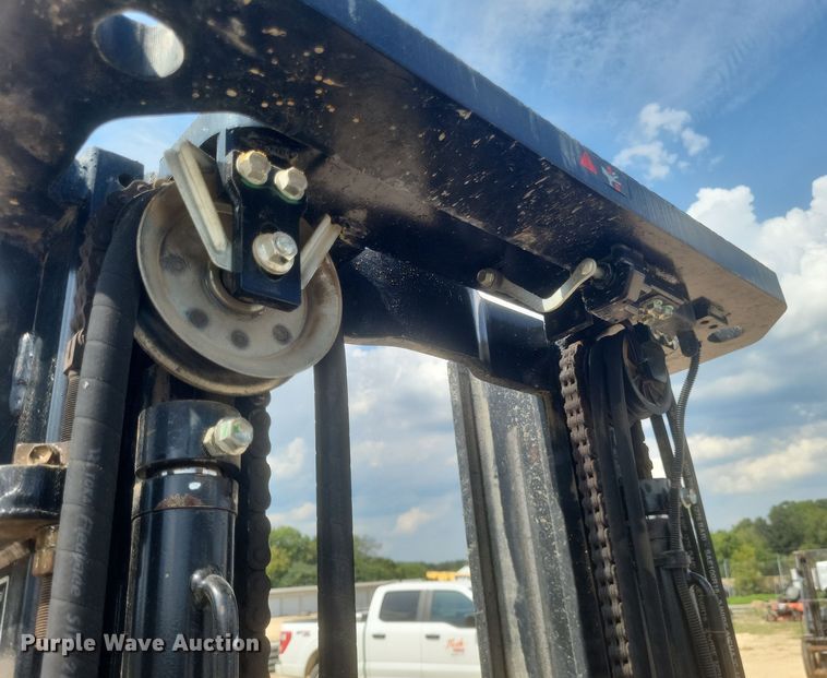 image for item DQ3676 Toyota  8FDU25 forklift