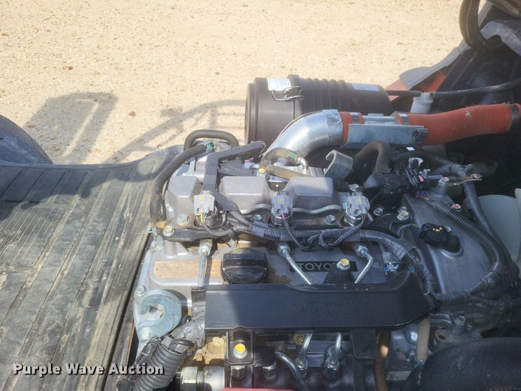 image for item DQ3676 Toyota  8FDU25 forklift