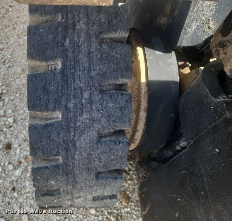 image for item DQ3676 Toyota  8FDU25 forklift