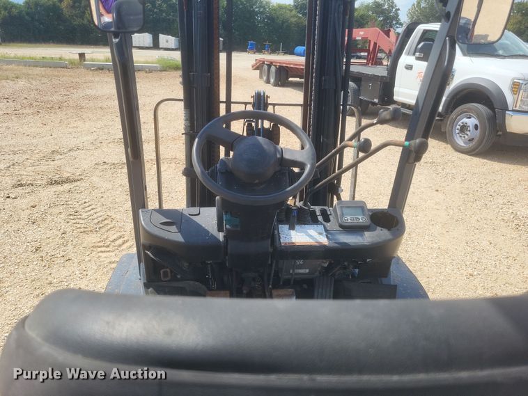 image for item DQ3677 Toyota  8FDU25 forklift