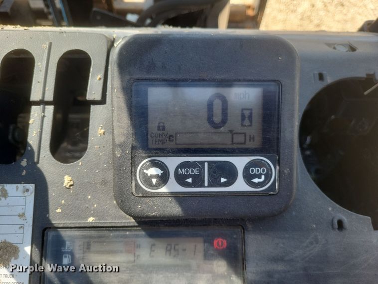 image for item DQ3677 Toyota  8FDU25 forklift