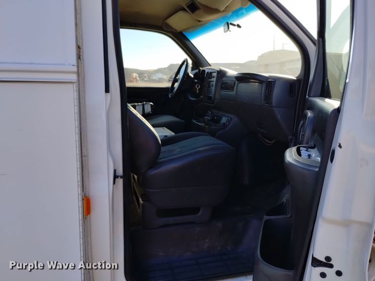 2002 Chevrolet Express 3500 utility van in Colorado Springs, CO Item