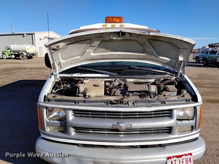 2002 Chevrolet Express 3500 utility van in Colorado Springs, CO Item