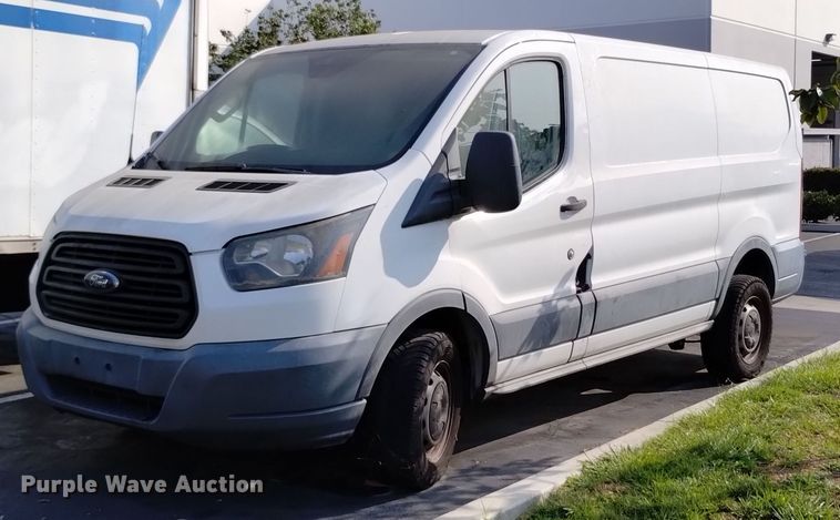 image for item DQ6176 2017 Ford Transit 150 van