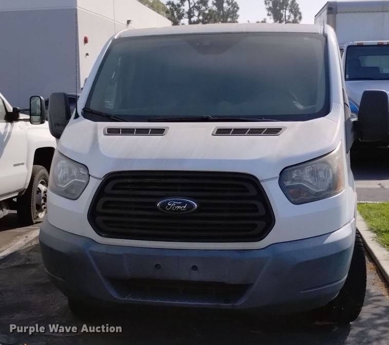 image for item DQ6176 2017 Ford Transit 150 van
