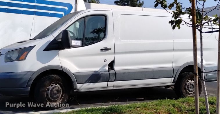 image for item DQ6176 2017 Ford Transit 150 van