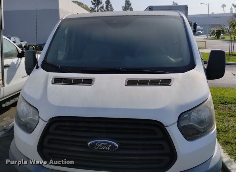 image for item DQ6176 2017 Ford Transit 150 van