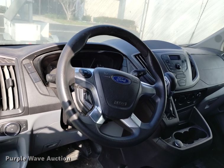 image for item DQ6176 2017 Ford Transit 150 van
