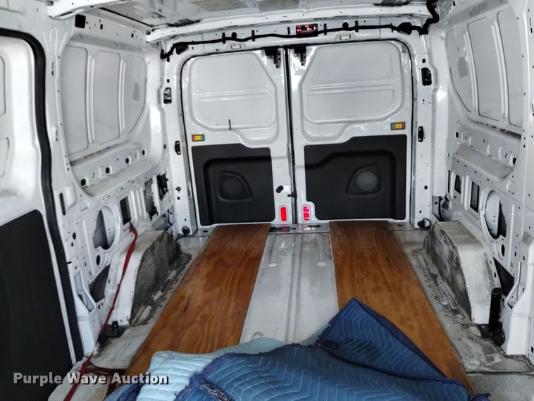 image for item DQ6176 2017 Ford Transit 150 van