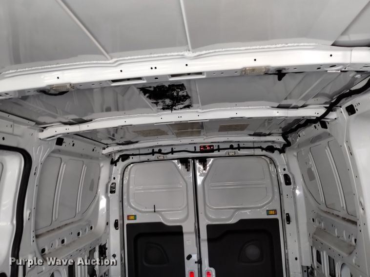 image for item DQ6176 2017 Ford Transit 150 van