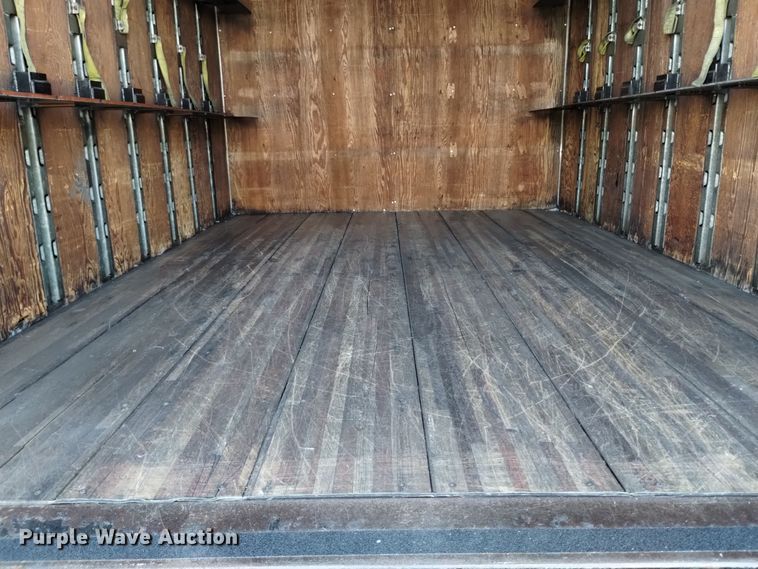 image for item DQ6177 2018 Chevrolet Silverado 3500HD  box truck