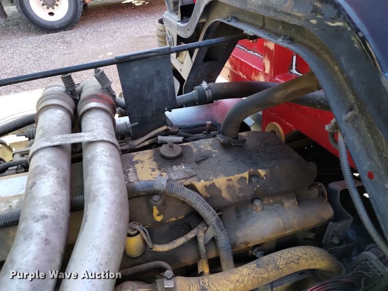 image for item DQ6182 1998 GMC T5500 chipper truck