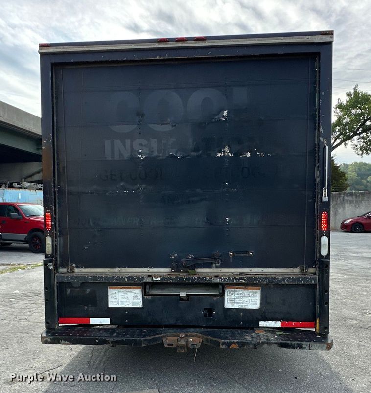 image for item DR2703 2012 GMC Magnavan box truck