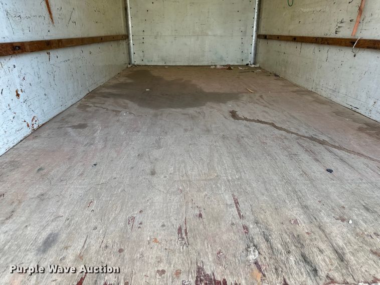 image for item DR2703 2012 GMC Magnavan box truck