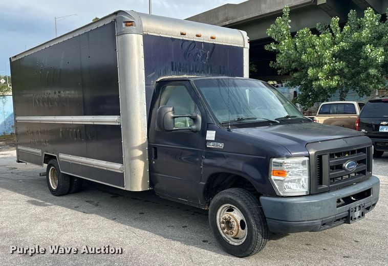 image for item DR2704 2012 Ford E350 Super Duty box truck