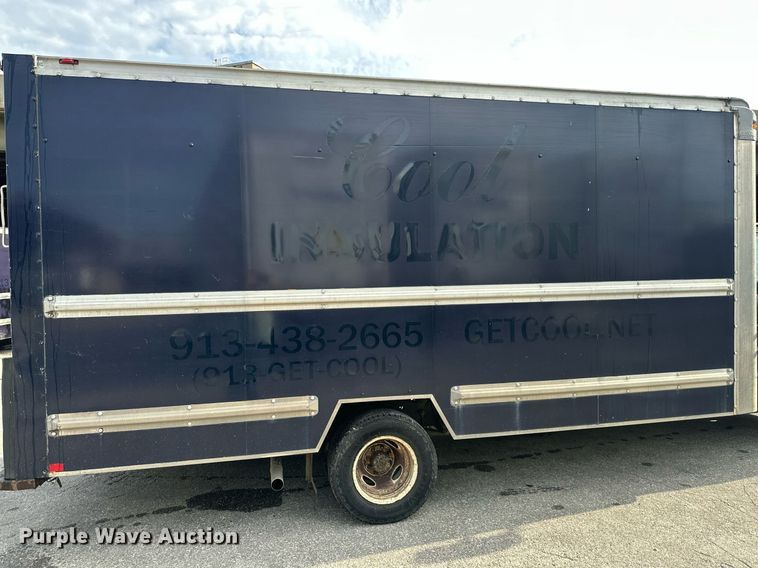 image for item DR2704 2012 Ford E350 Super Duty box truck