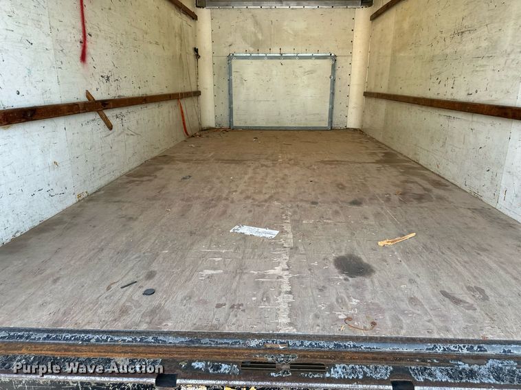 image for item DR2704 2012 Ford E350 Super Duty box truck