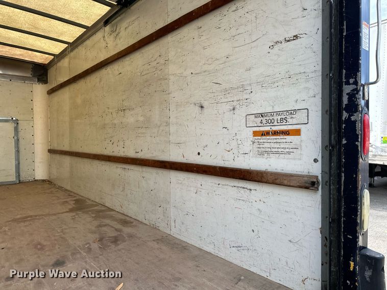 image for item DR2704 2012 Ford E350 Super Duty box truck