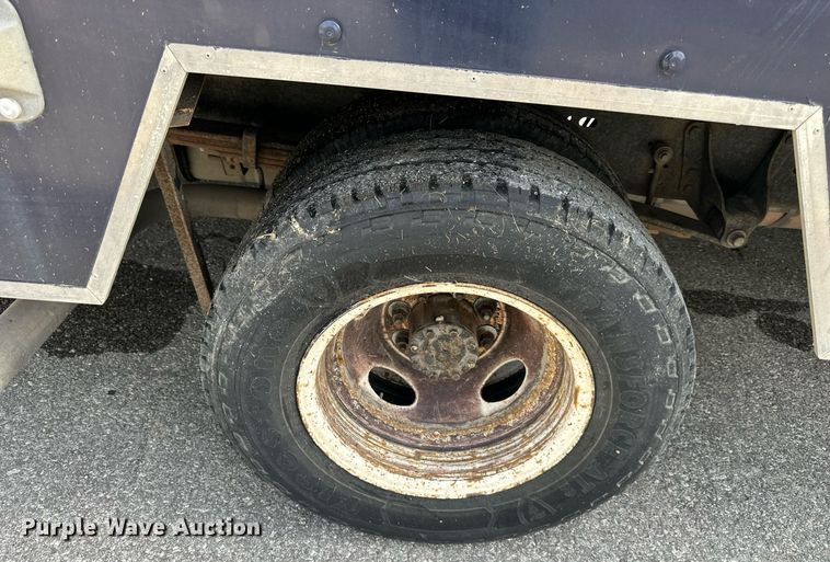 image for item DR2704 2012 Ford E350 Super Duty box truck