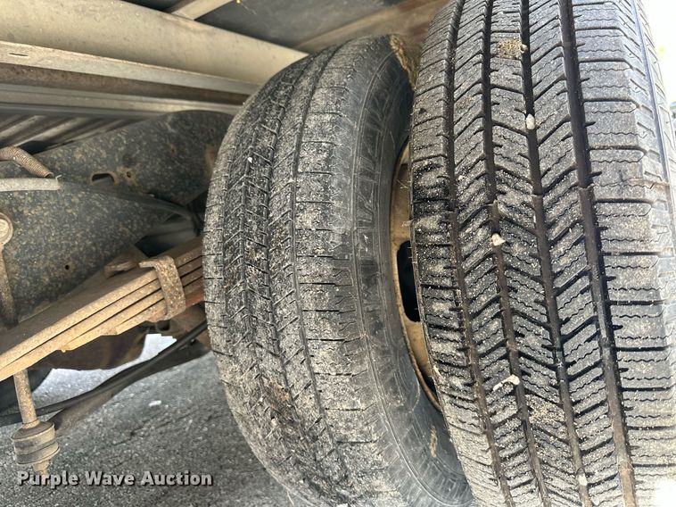 image for item DR2704 2012 Ford E350 Super Duty box truck