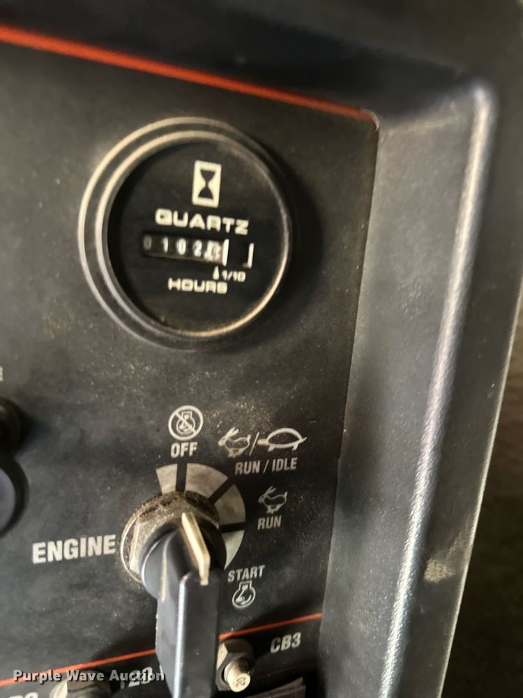 image for item DR2706 1994 Freightliner  Cascadia ambulance