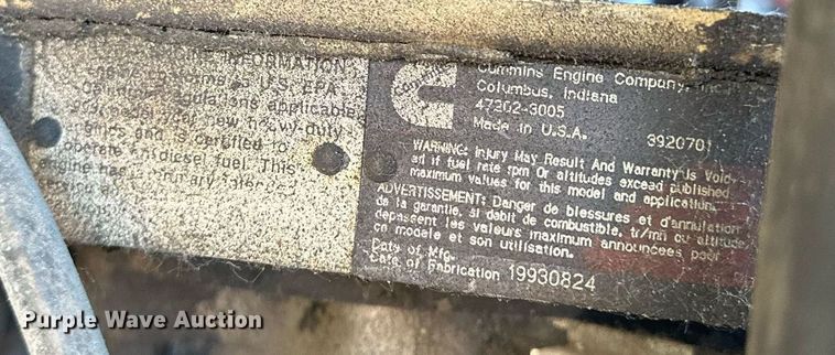 image for item DR2706 1994 Freightliner  Cascadia ambulance